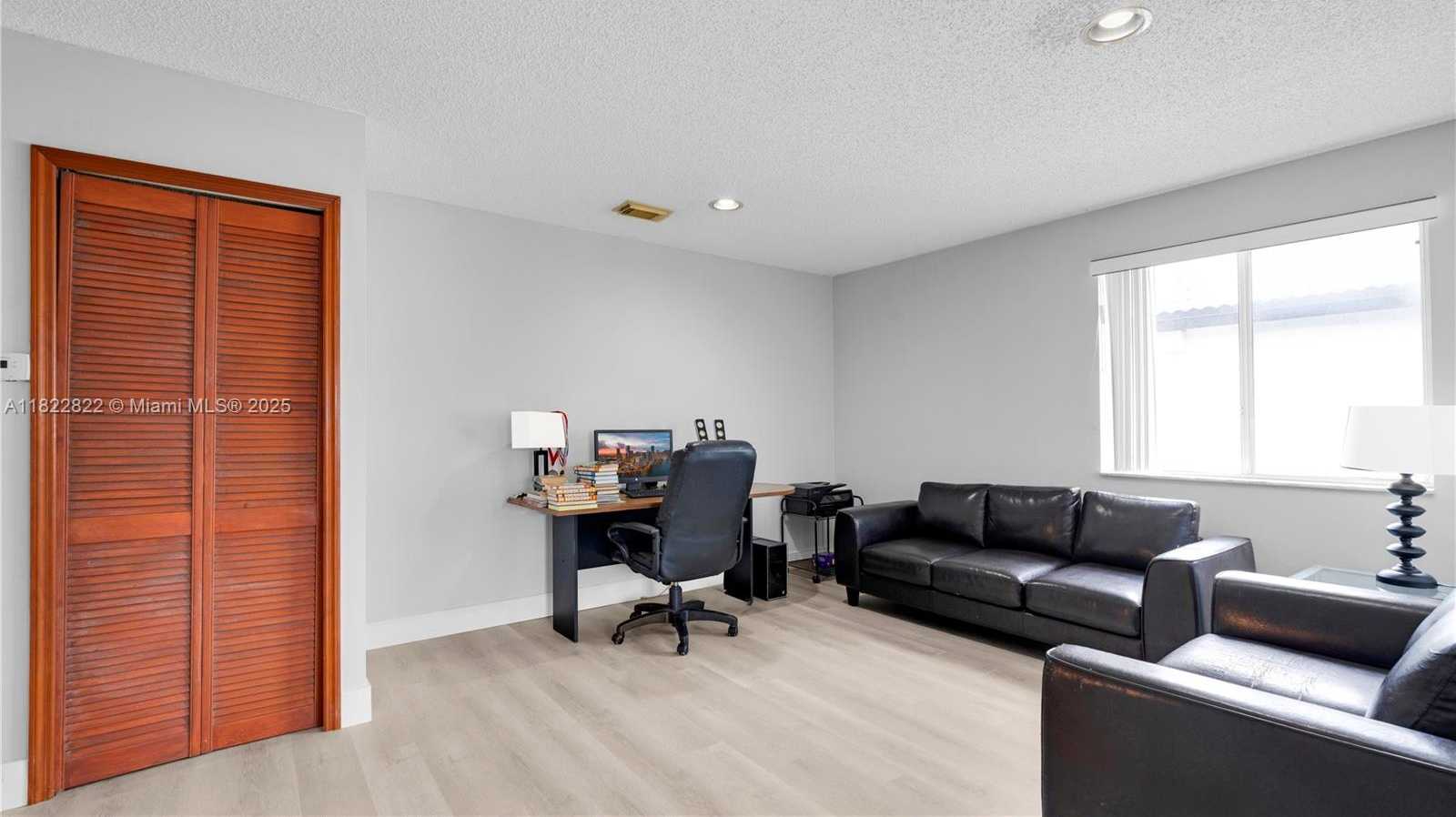 Small Image of 8356 SOUTH WEST 158TH AVE, Miami Number 28