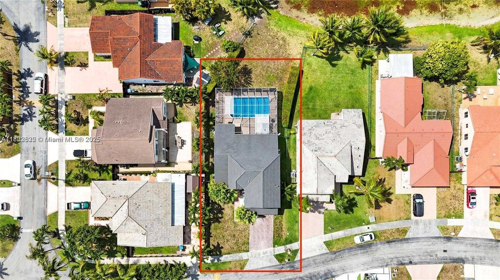 Small Image of 8356 SOUTH WEST 158TH AVE, Miami Number 3