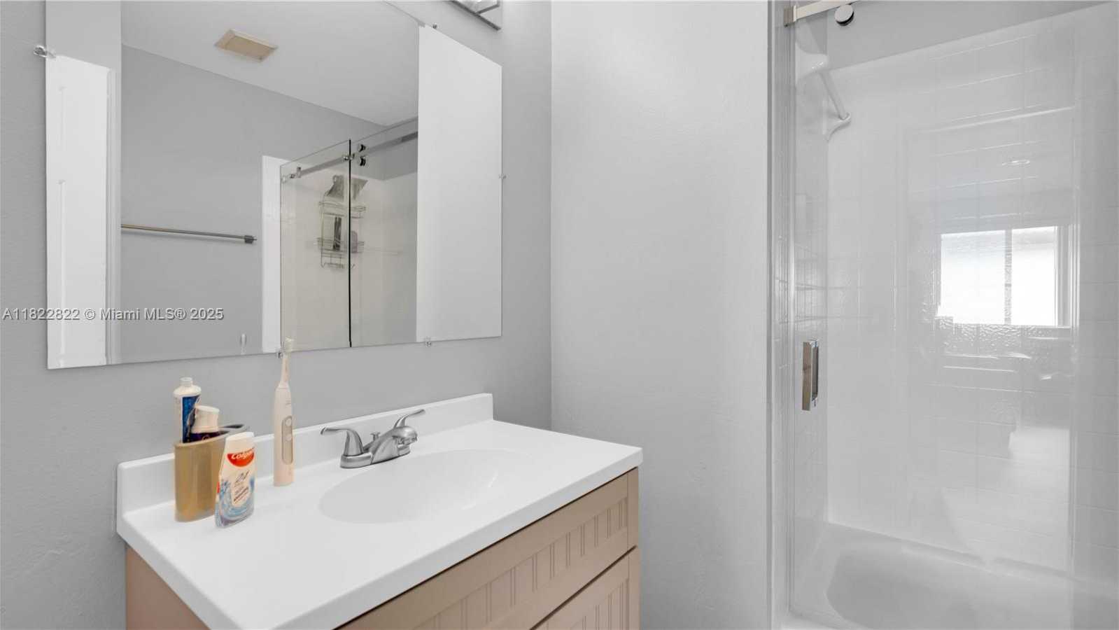 Small Image of 8356 SOUTH WEST 158TH AVE, Miami Number 30