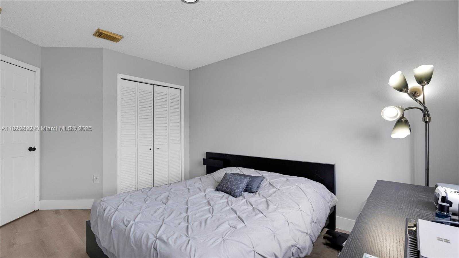 Small Image of 8356 SOUTH WEST 158TH AVE, Miami Number 36