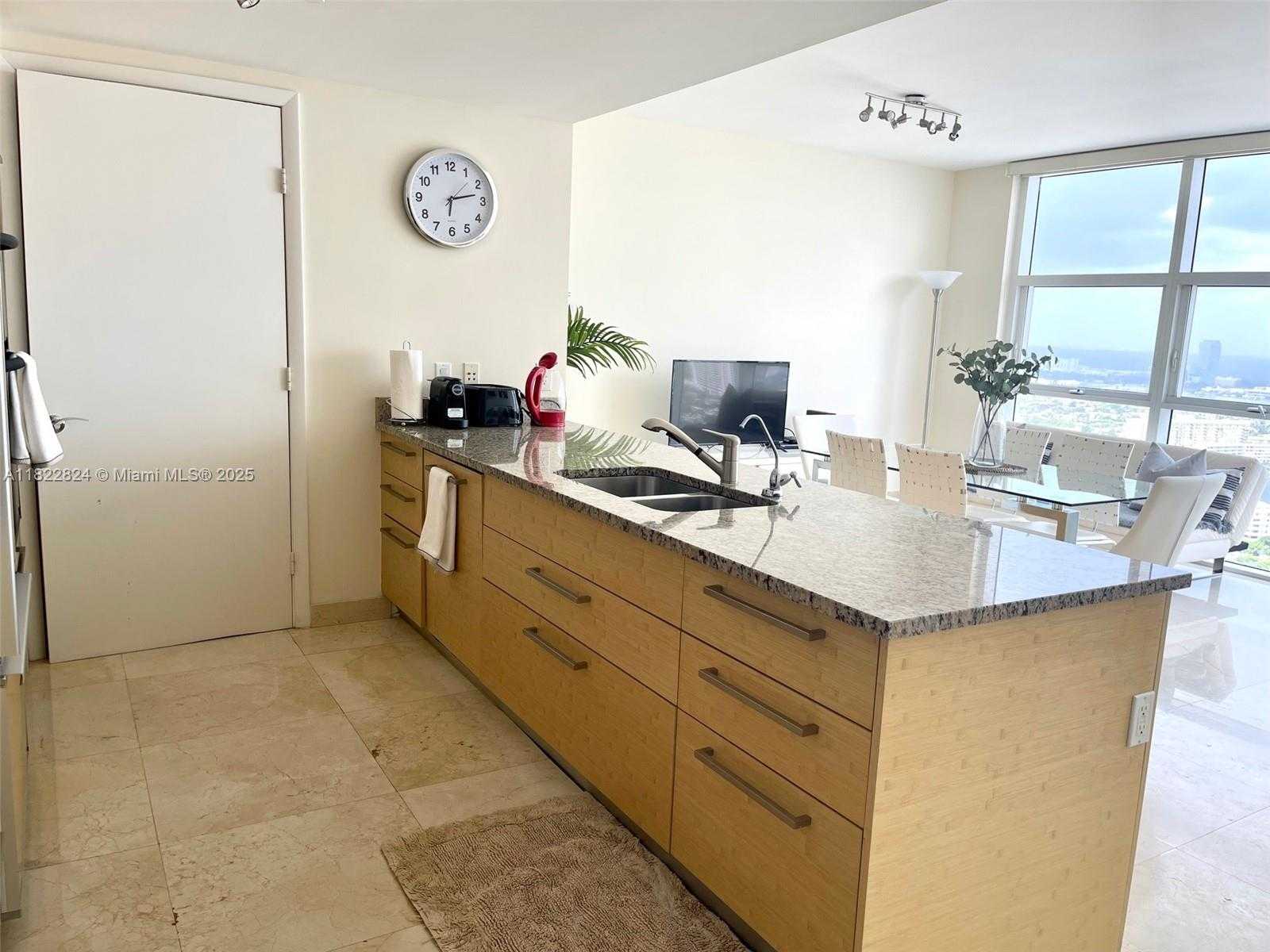 Small Image of 1830 SOUTH OCEAN DR #3407, Hallandale Beach Number 13