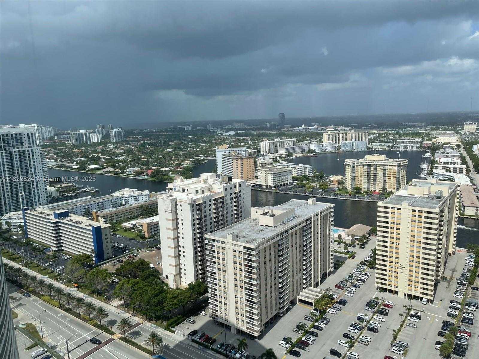 Small Image of 1830 SOUTH OCEAN DR #3407, Hallandale Beach Number 2