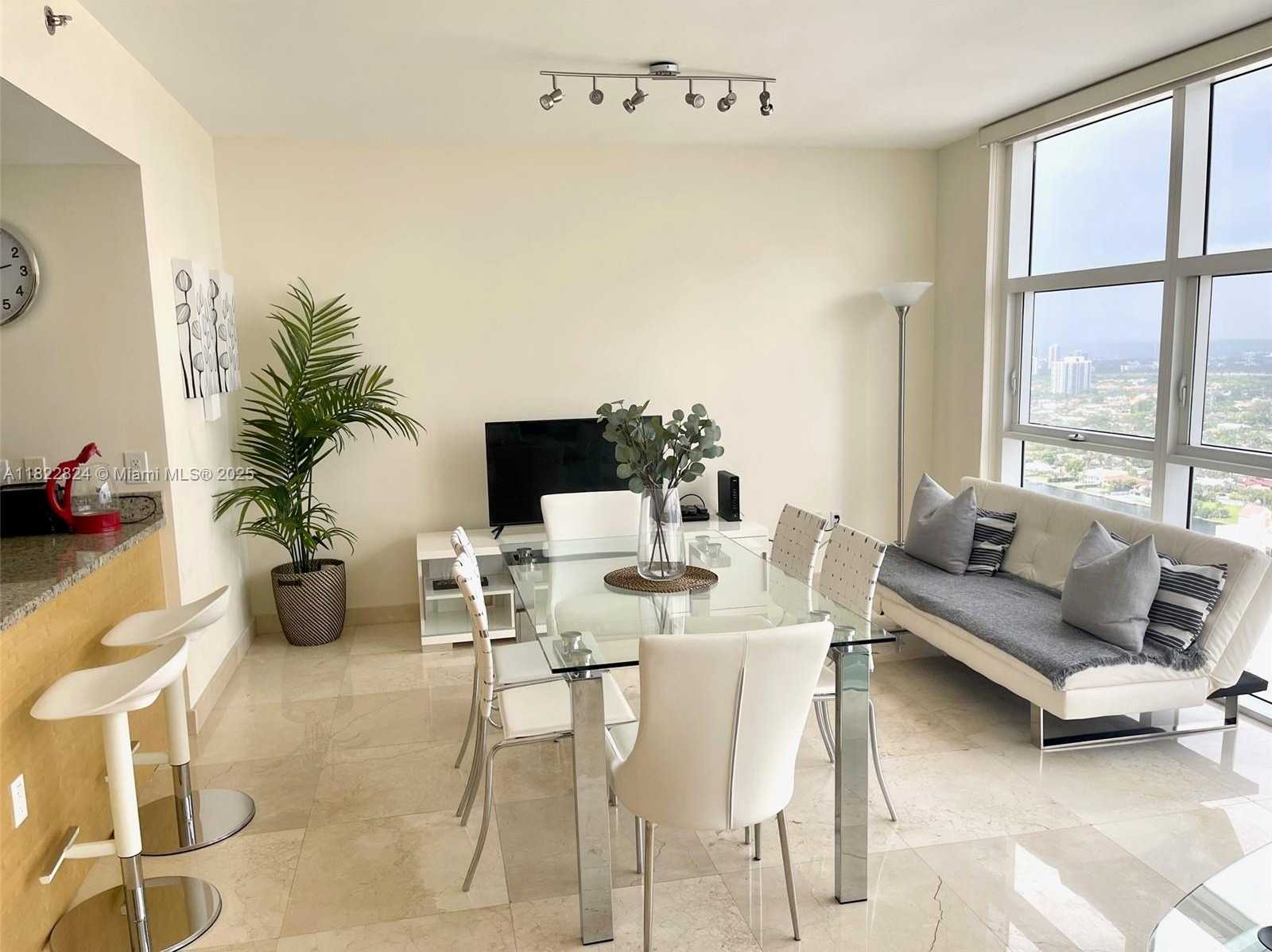 Small Image of 1830 SOUTH OCEAN DR #3407, Hallandale Beach Number 3