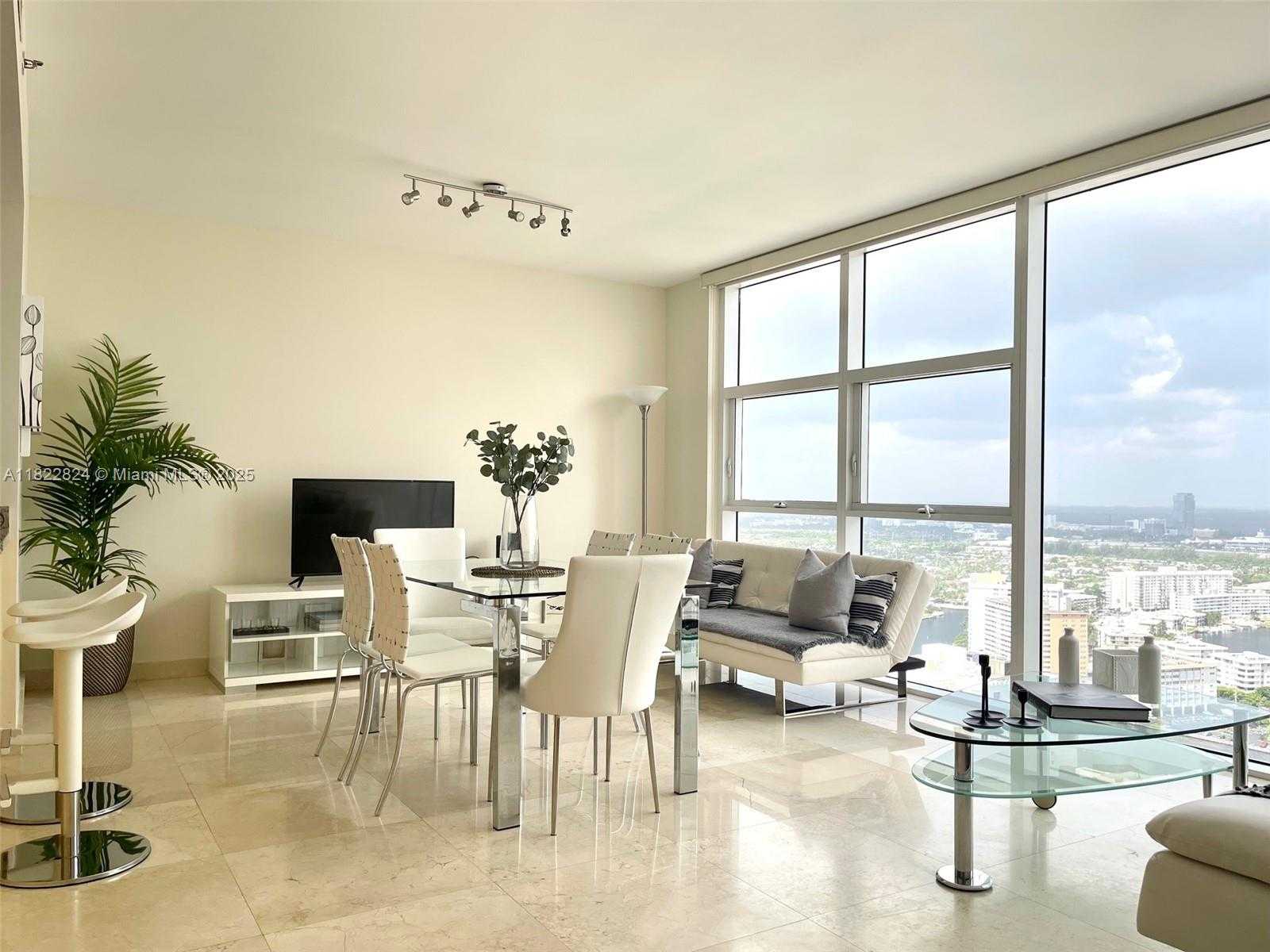 Small Image of 1830 SOUTH OCEAN DR #3407, Hallandale Beach Number 4