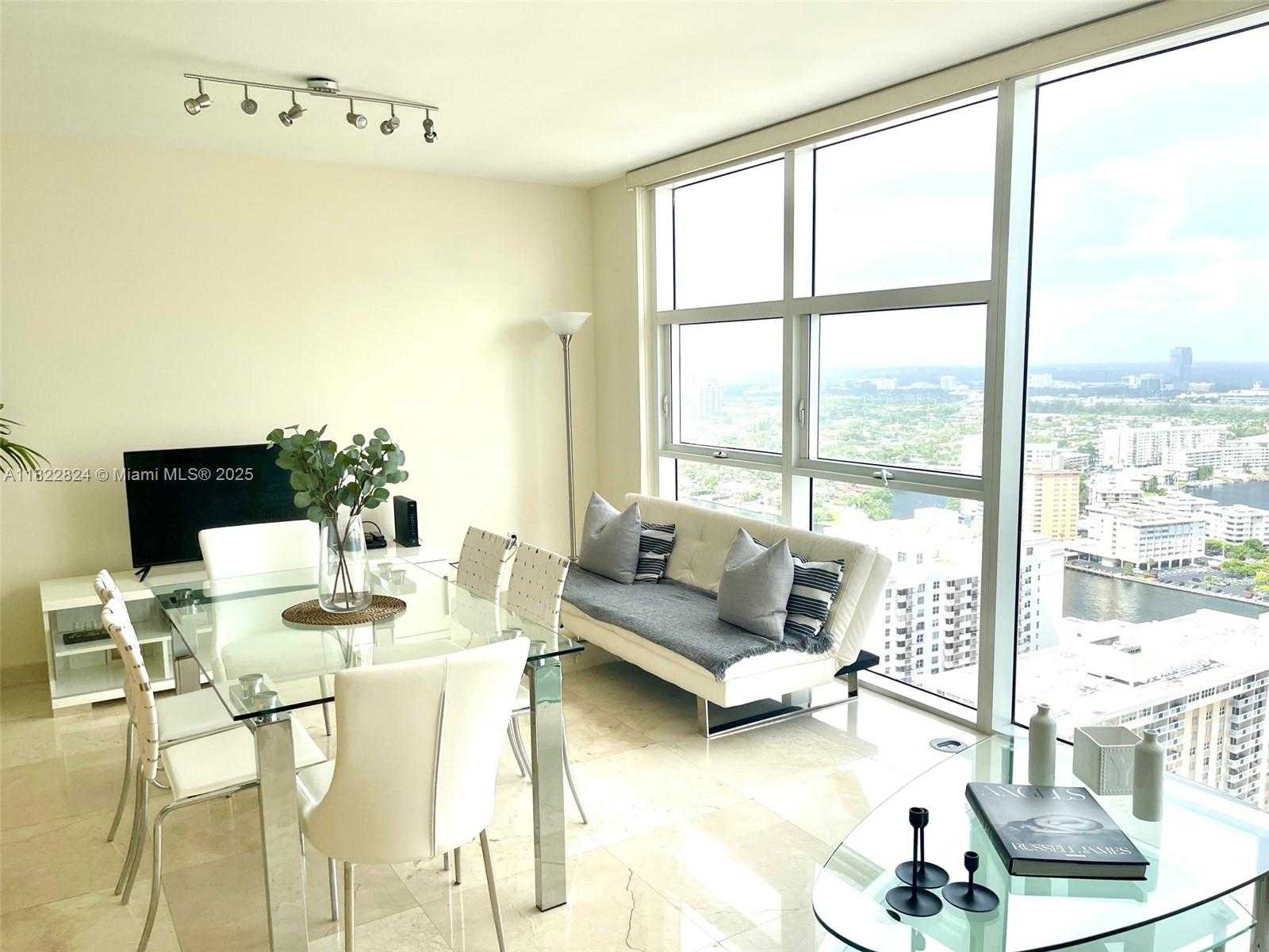 Small Image of 1830 SOUTH OCEAN DR #3407, Hallandale Beach Number 5