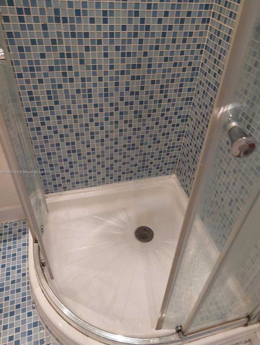 Small Image of 1614 PENNSYLVANIA AVE #1A, Miami Beach Number 17
