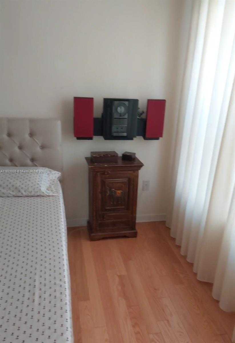 Small Image of 1614 PENNSYLVANIA AVE #1A, Miami Beach Number 20