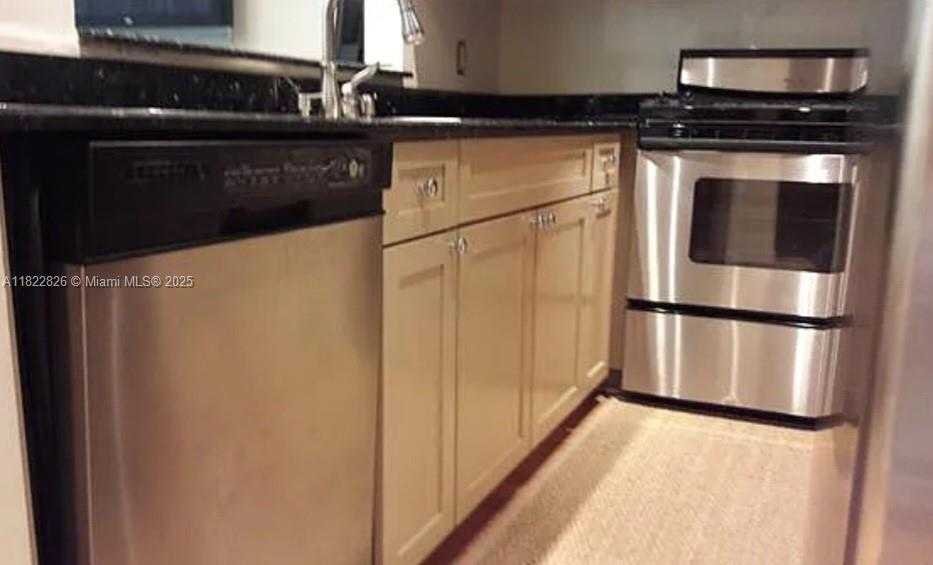 Small Image of 1614 PENNSYLVANIA AVE #1A, Miami Beach Number 5