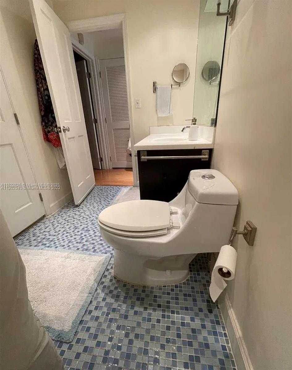 Small Image of 1614 PENNSYLVANIA AVE #1A, Miami Beach Number 9