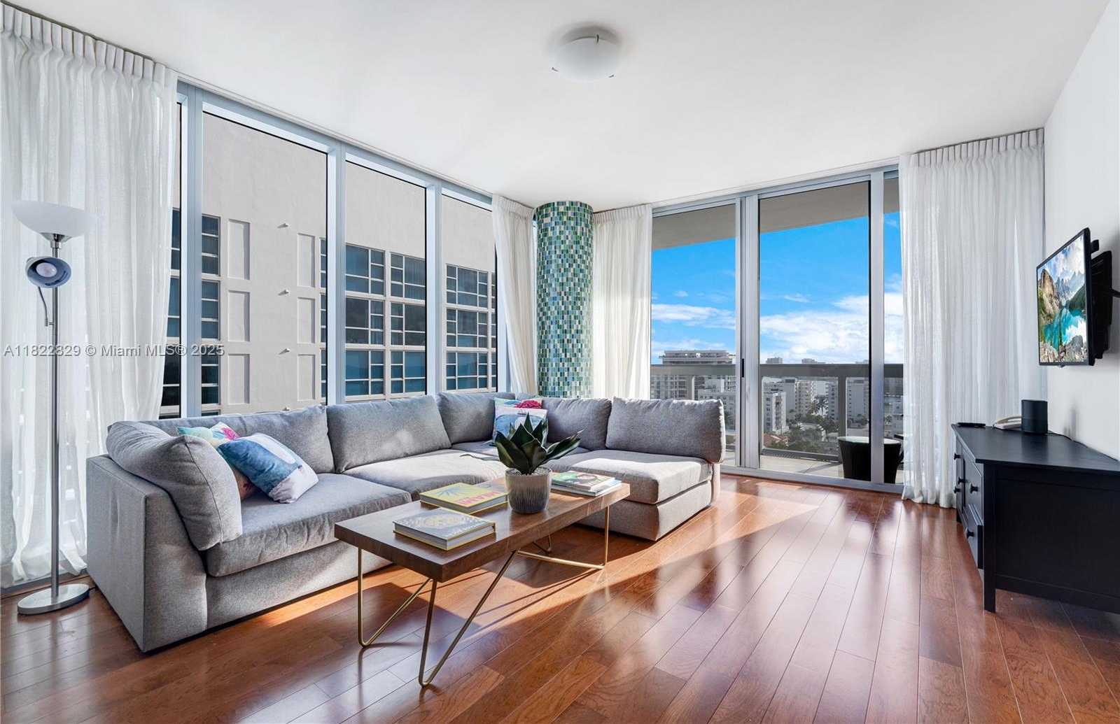 Small Image of 6899 COLLINS AVE #1409, Miami Beach Number 7