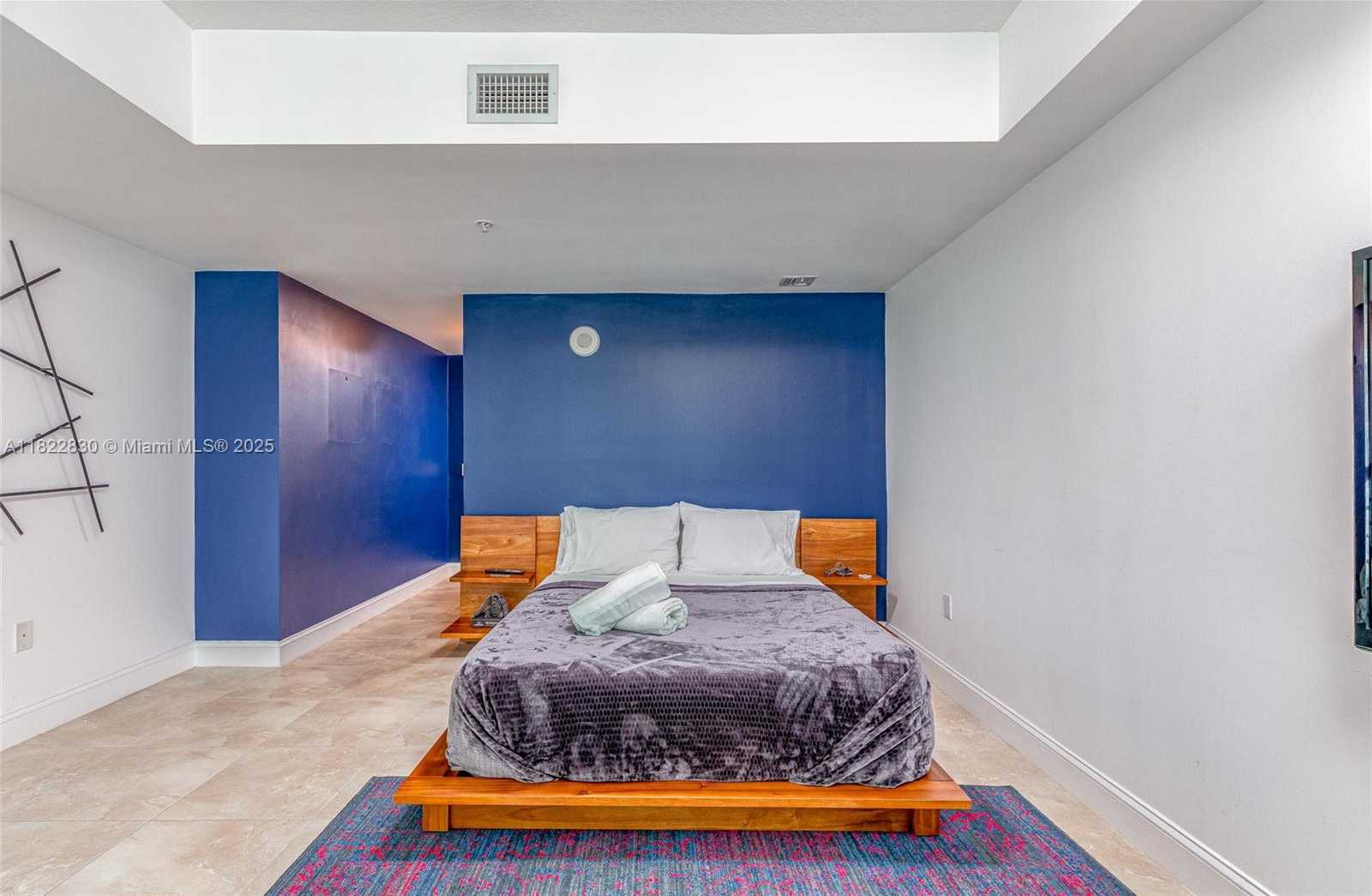 Small Image of 41 SOUTH EAST 5TH ST #706, Miami Number 7