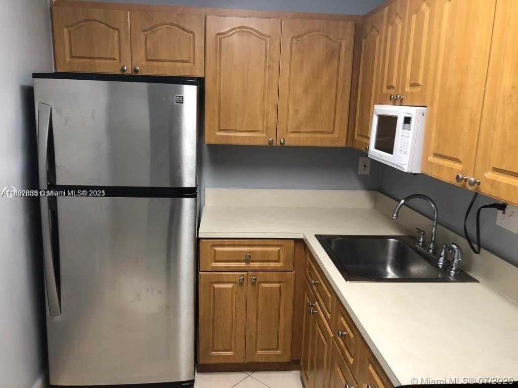 Small Image of 8405 NORTH WEST 8TH ST #206, Miami Number 4