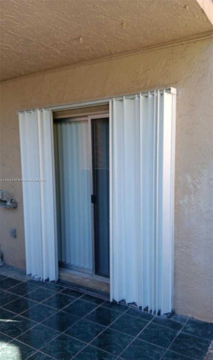 Small Image of 10790 NORTH KENDALL DR #C-15, Miami Number 19