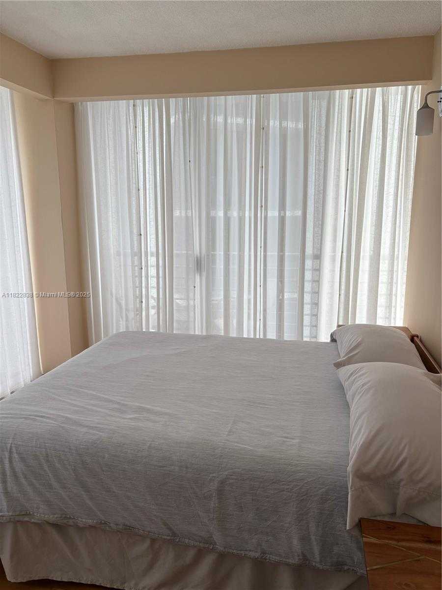 Small Image of 1720 HARRISON ST #14D, Hollywood Number 10