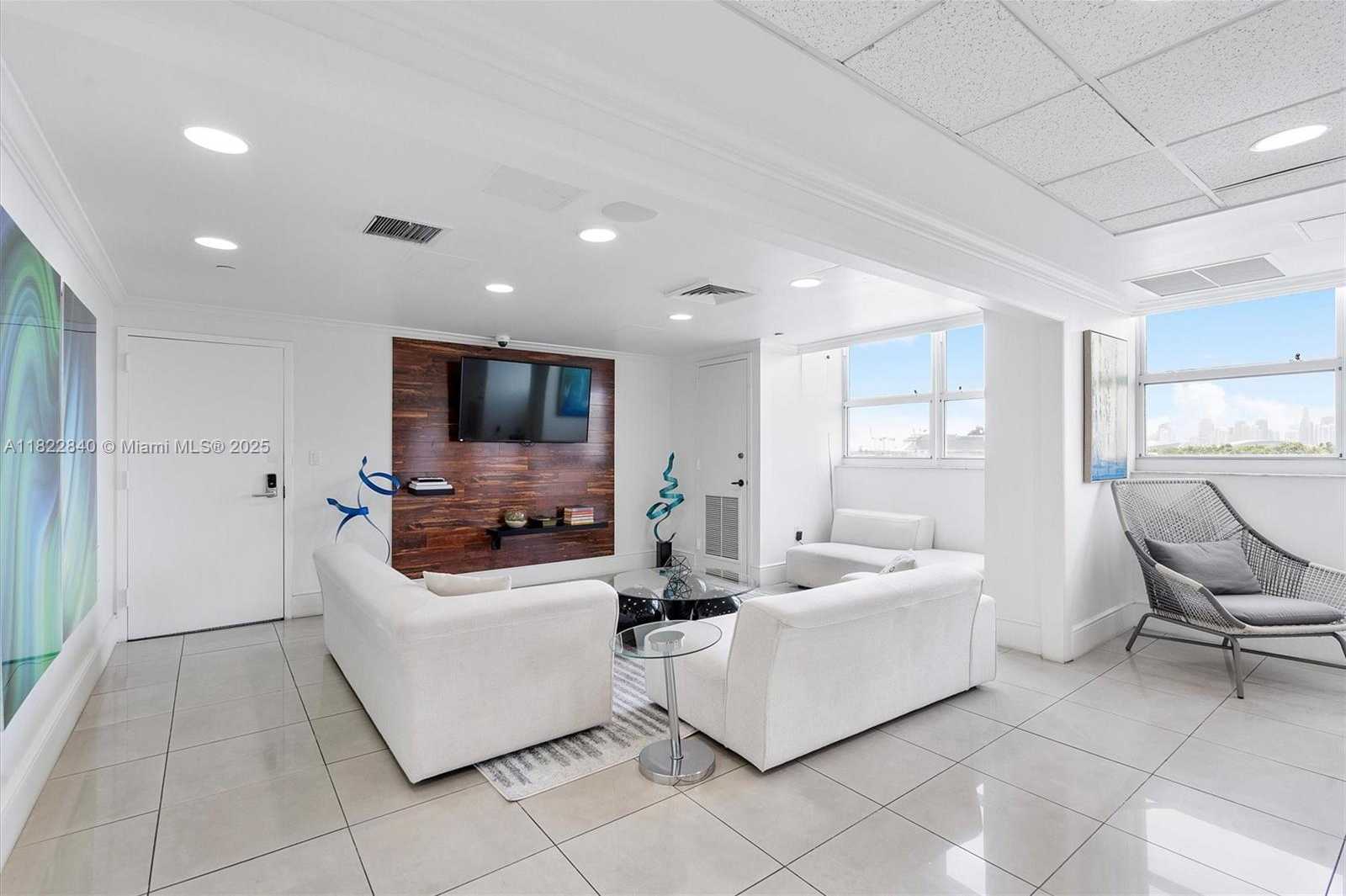 Small Image of 1830 SOUTH OCEAN DR #1101, Hallandale Beach Number 17