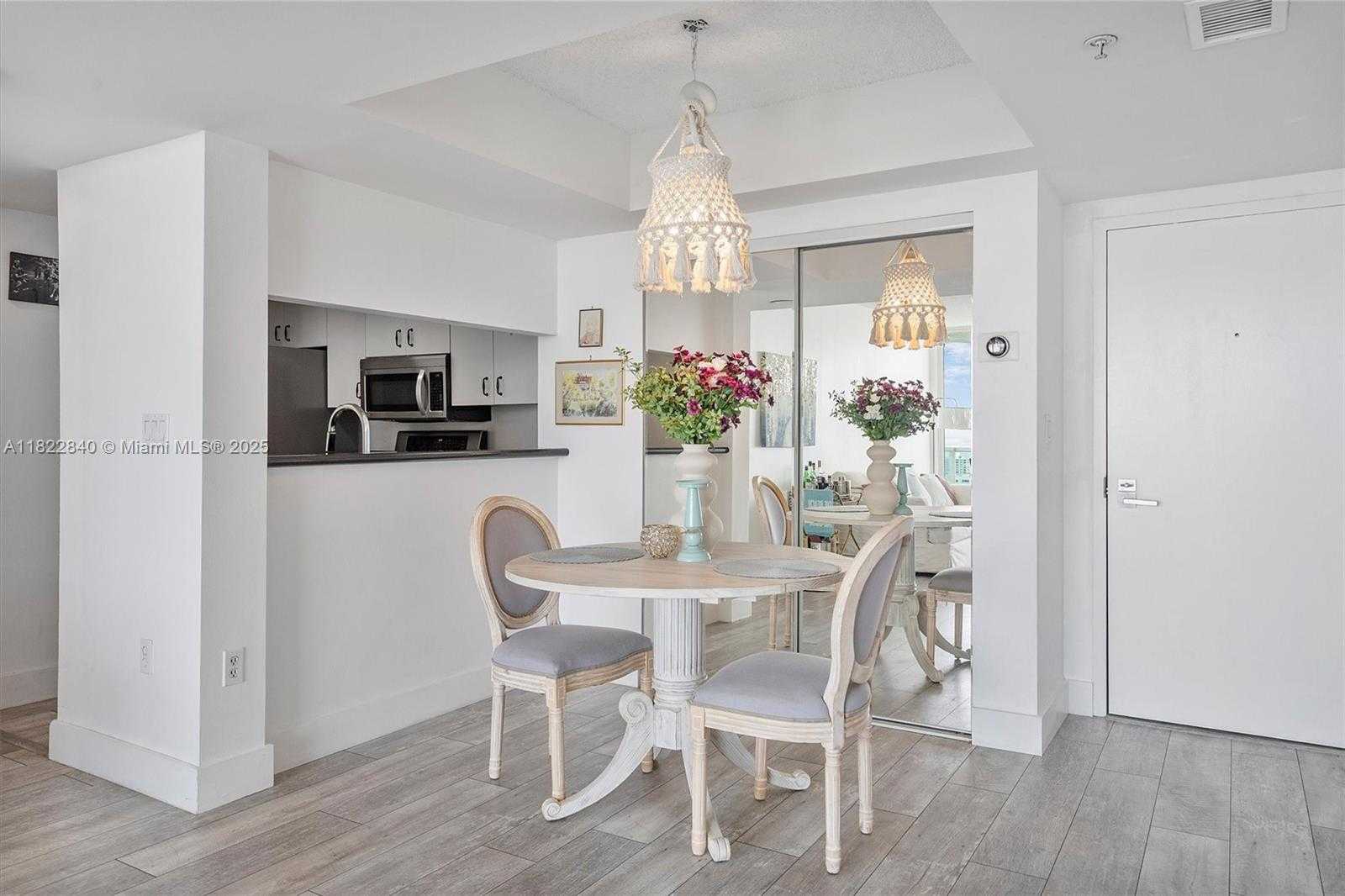 Small Image of 1830 SOUTH OCEAN DR #1101, Hallandale Beach Number 6