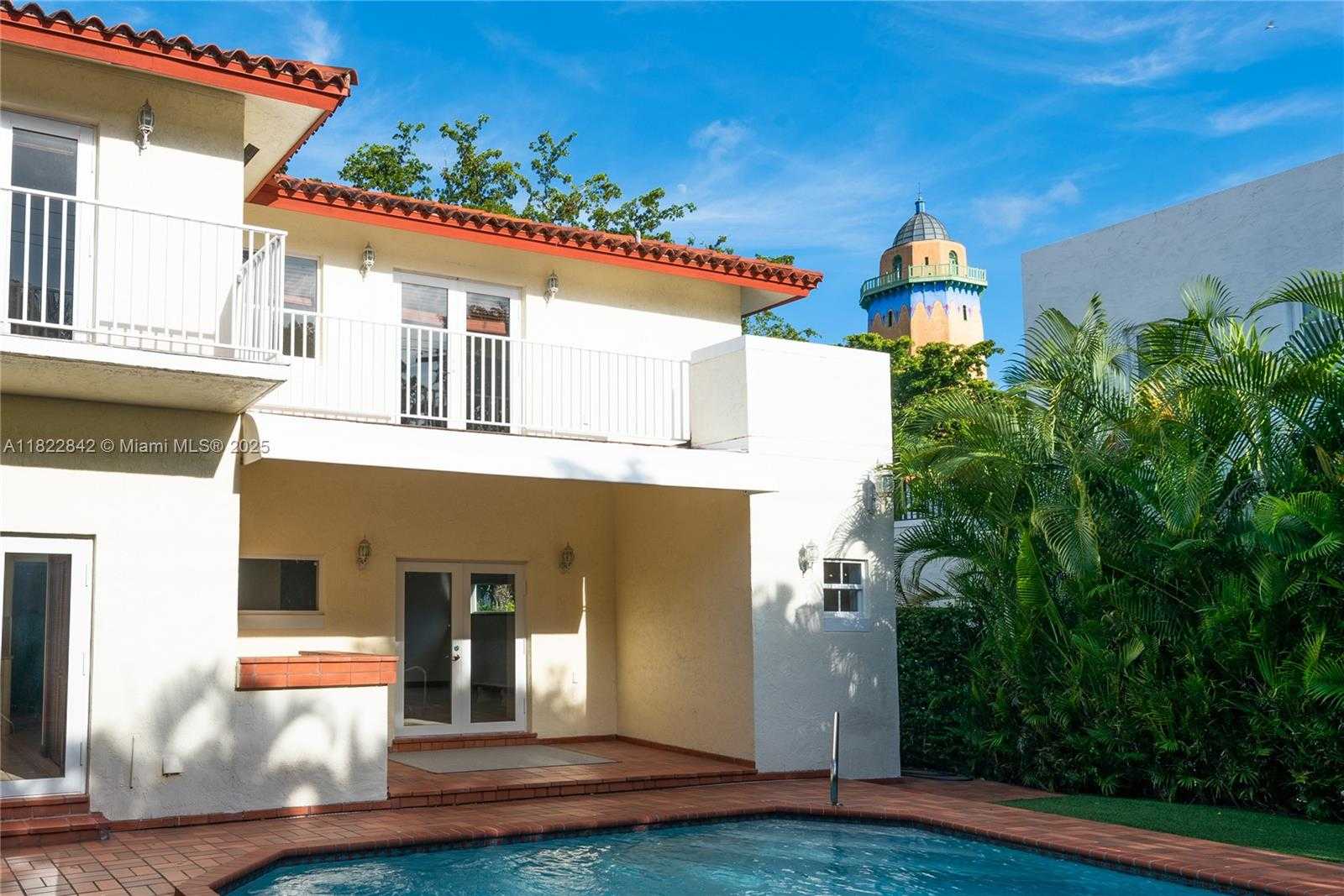Small Image of 1910 FERDINAND ST, Coral Gables Number 34