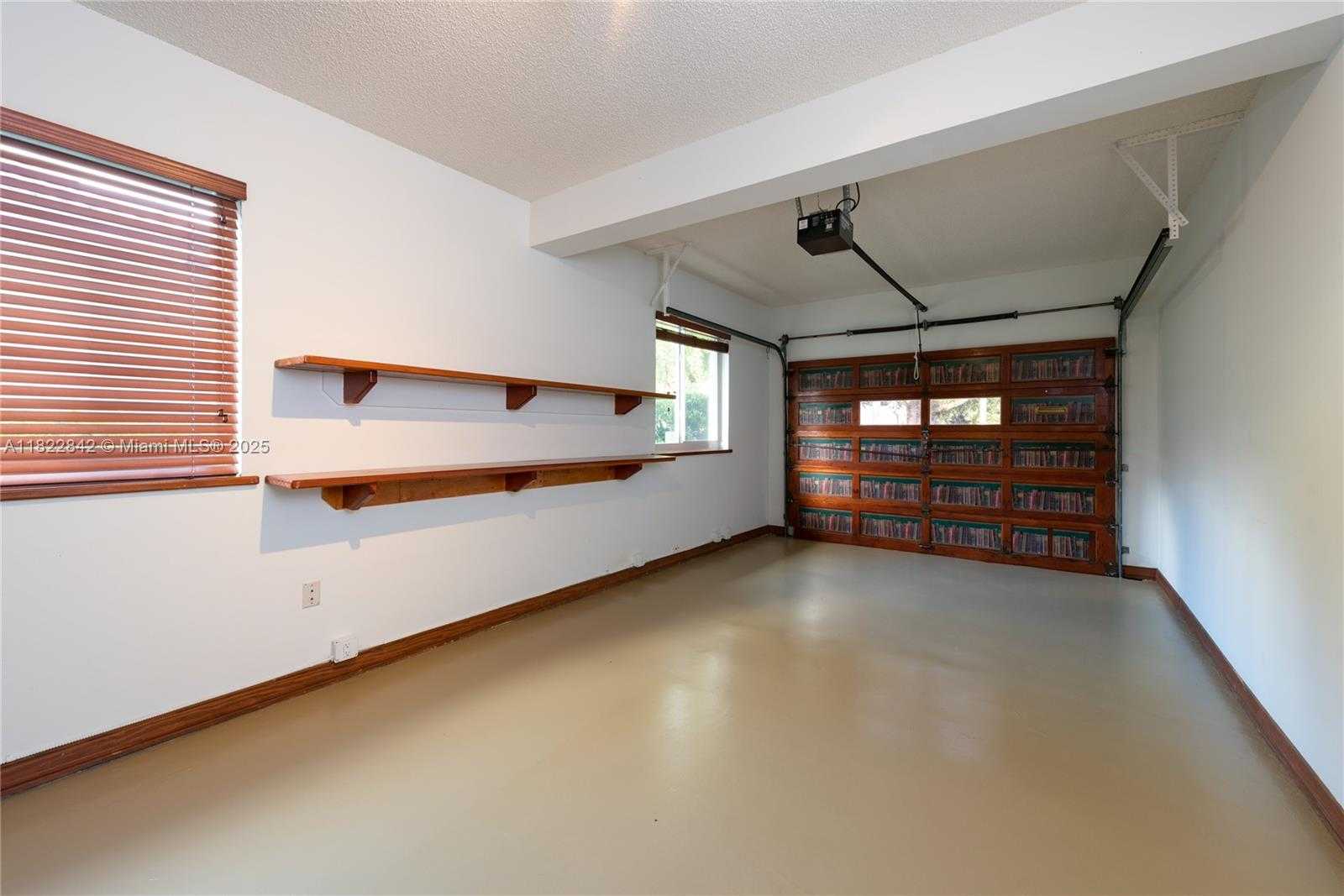 Small Image of 1910 FERDINAND ST, Coral Gables Number 45