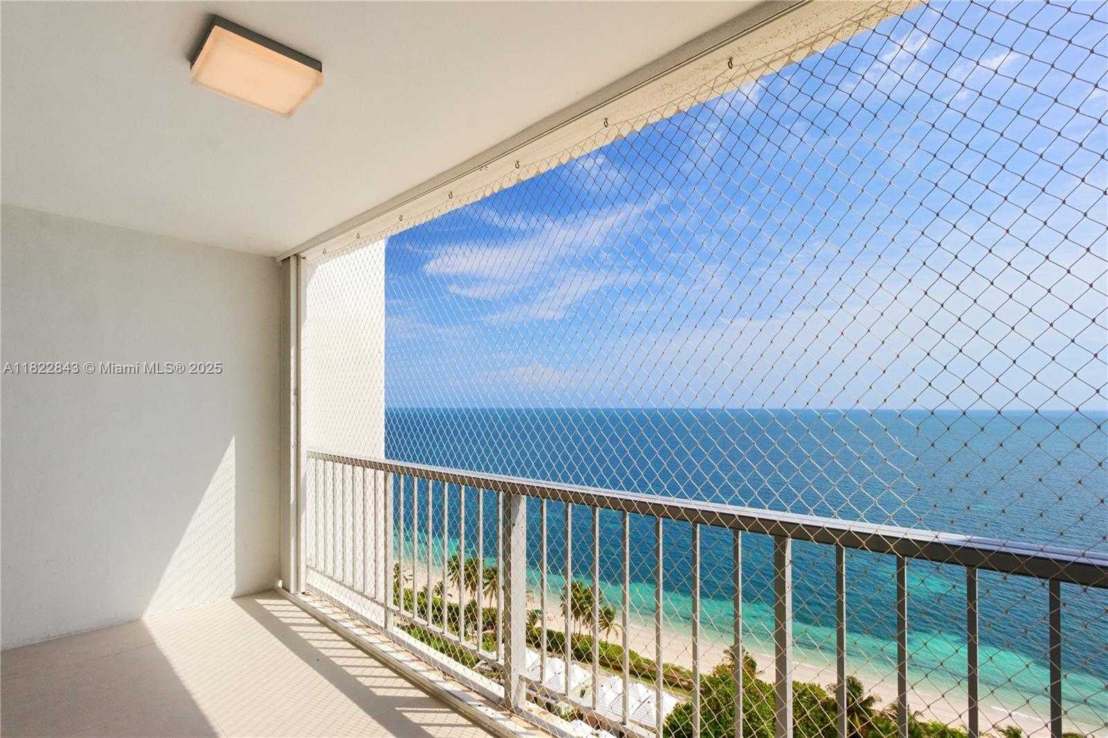 Small Image of 881 OCEAN DR #18F, Key Biscayne Number 11