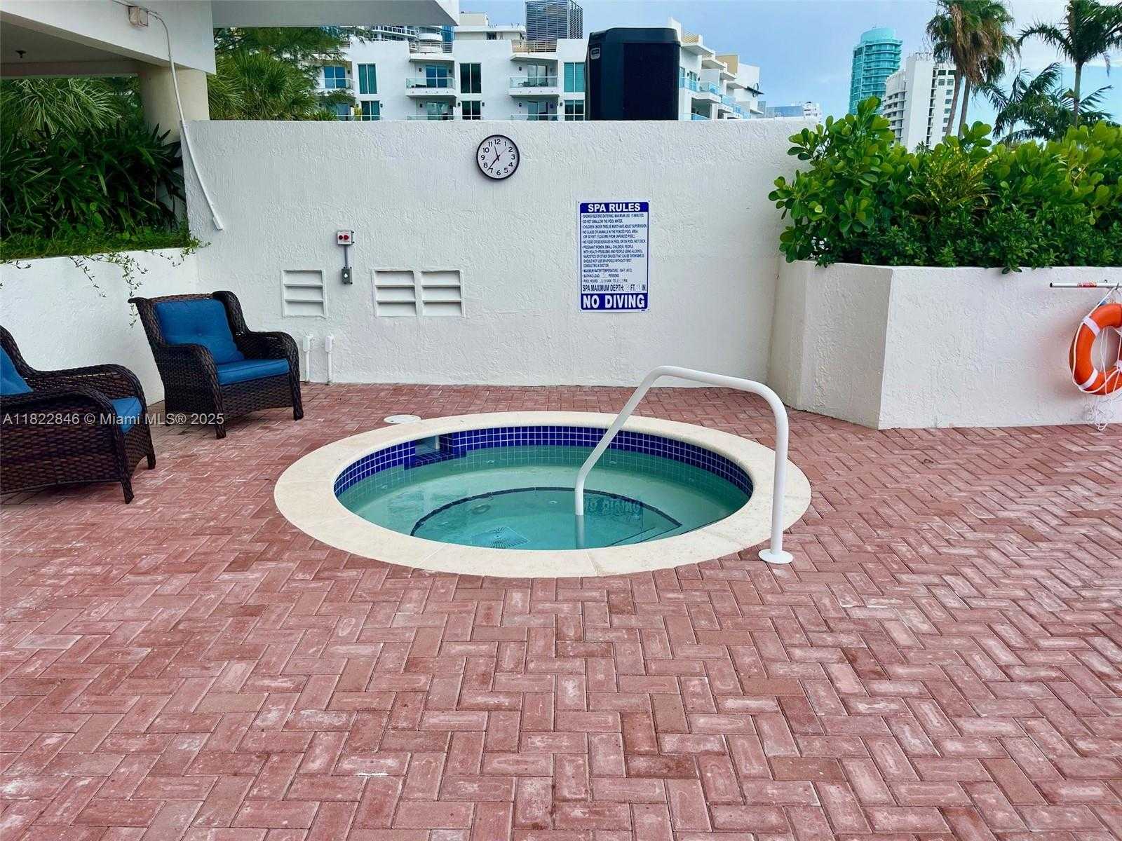 Small Image of 6422 COLLINS AVE #804, Miami Beach Number 26