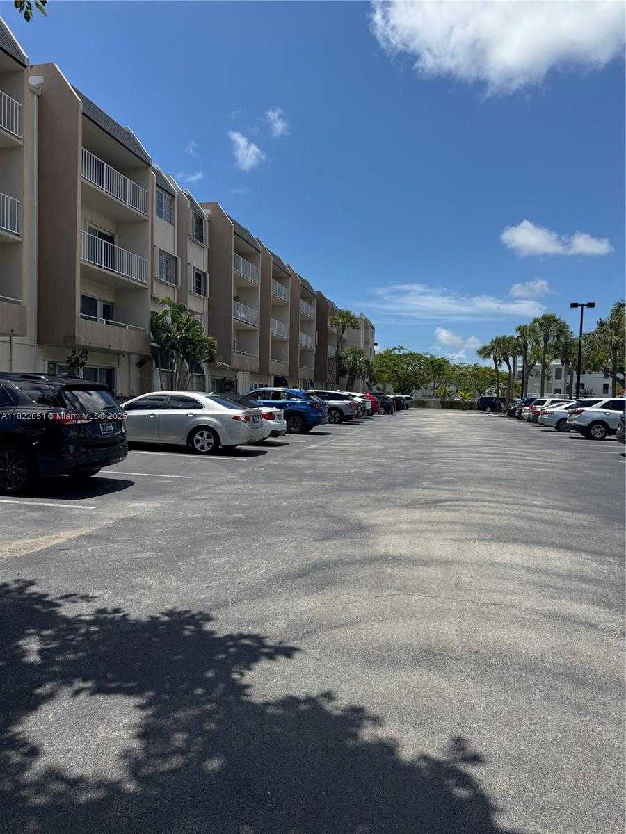 Small Image of 7747 SOUTH WEST 86TH ST #D-206, Miami Number 3