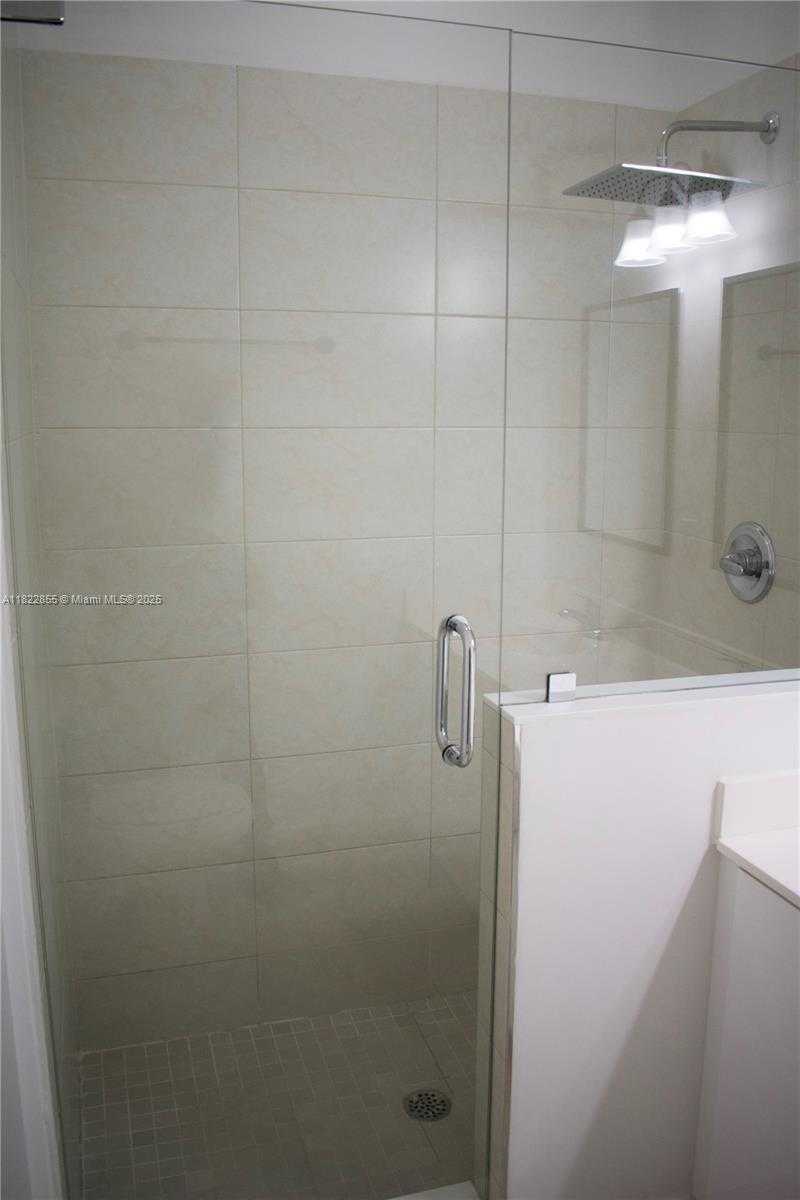 Small Image of 15560 SOUTH WEST 136TH ST #201, Miami Number 18