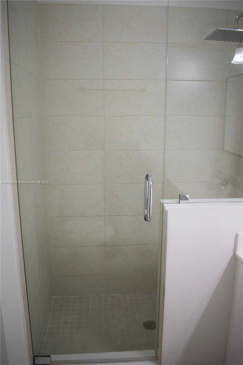 Small Image of 15560 SOUTH WEST 136TH ST #201, Miami Number 20