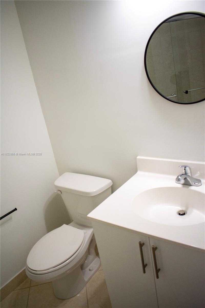 Small Image of 15560 SOUTH WEST 136TH ST #201, Miami Number 27
