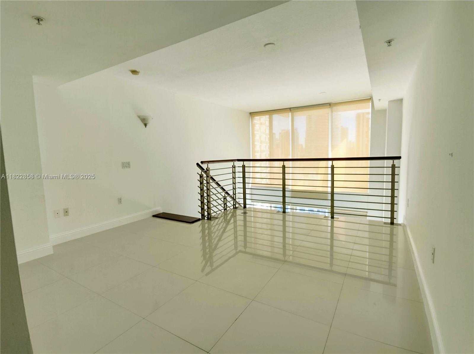 Small Image of 41 SOUTH EAST 5TH ST #1305, Miami Number 15