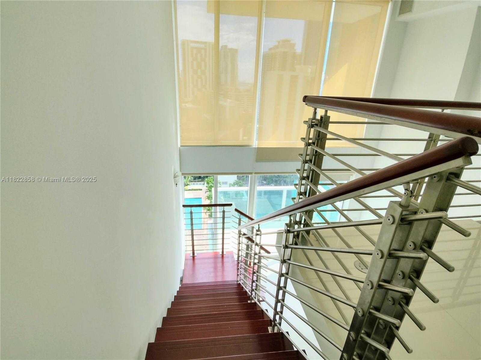 Small Image of 41 SOUTH EAST 5TH ST #1305, Miami Number 19