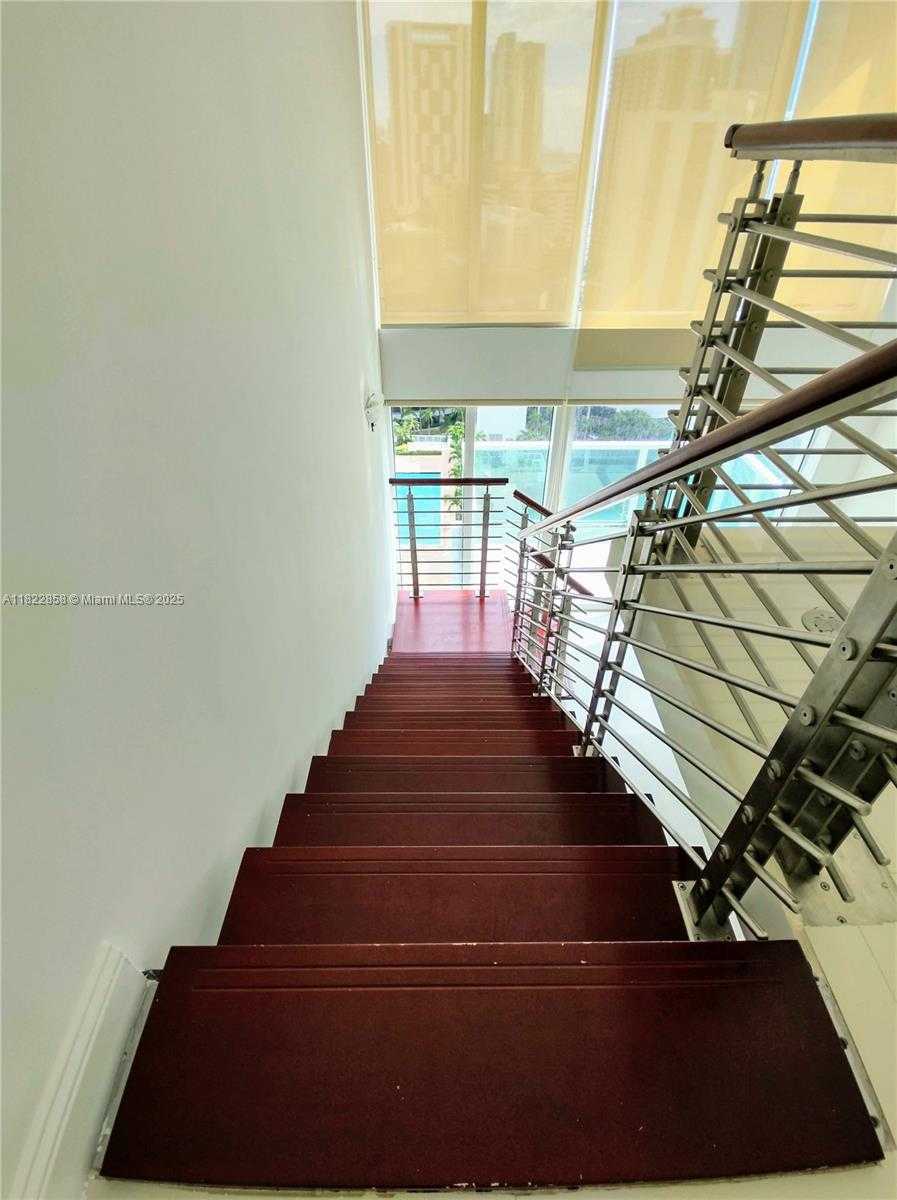 Small Image of 41 SOUTH EAST 5TH ST #1305, Miami Number 20