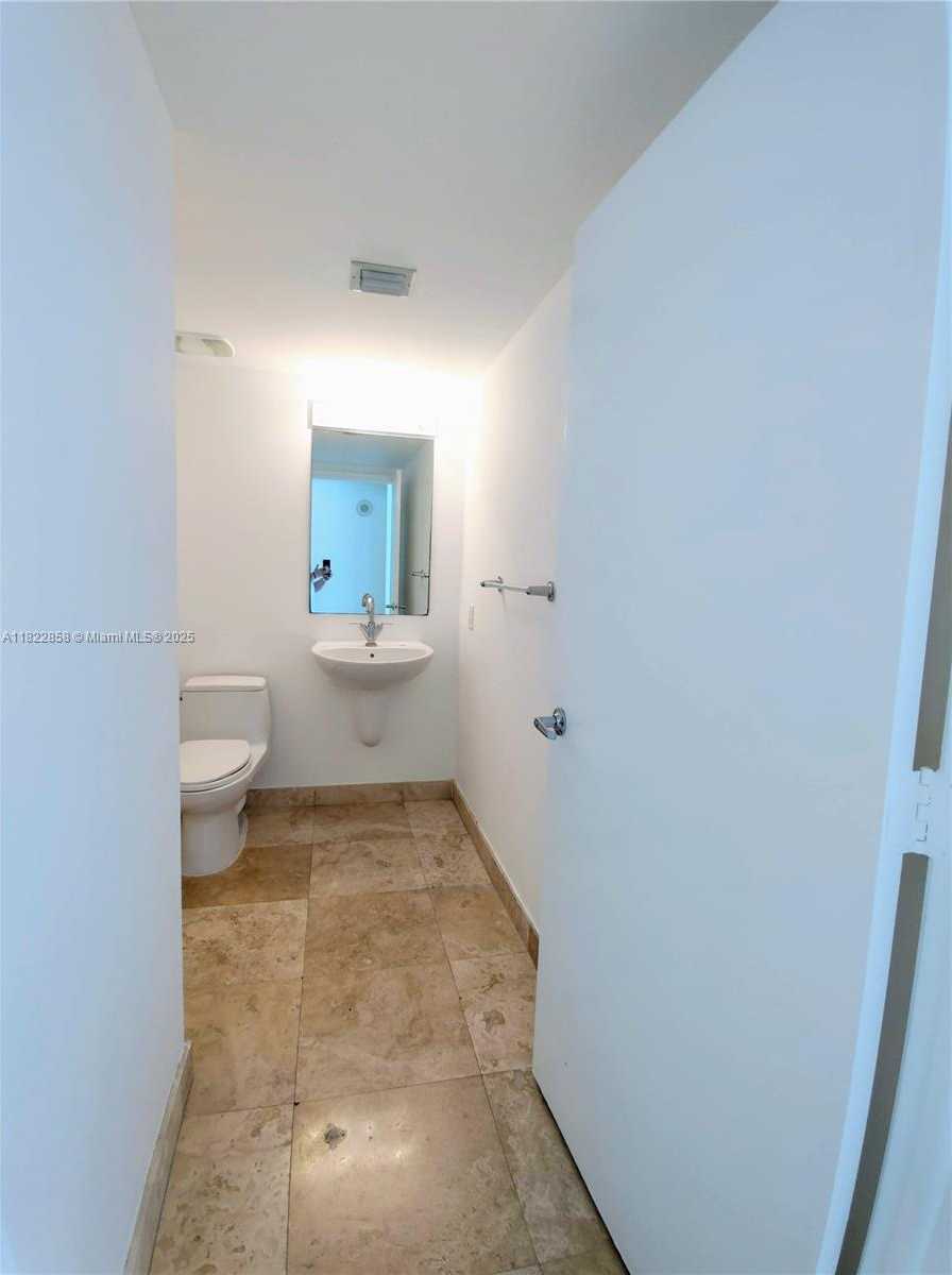 Small Image of 41 SOUTH EAST 5TH ST #1305, Miami Number 30