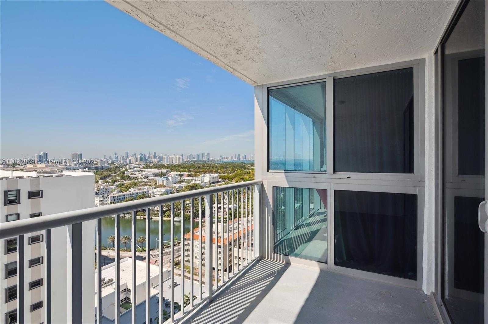 Small Image of 2655 COLLINS AVE #2210, Miami Beach Number 13