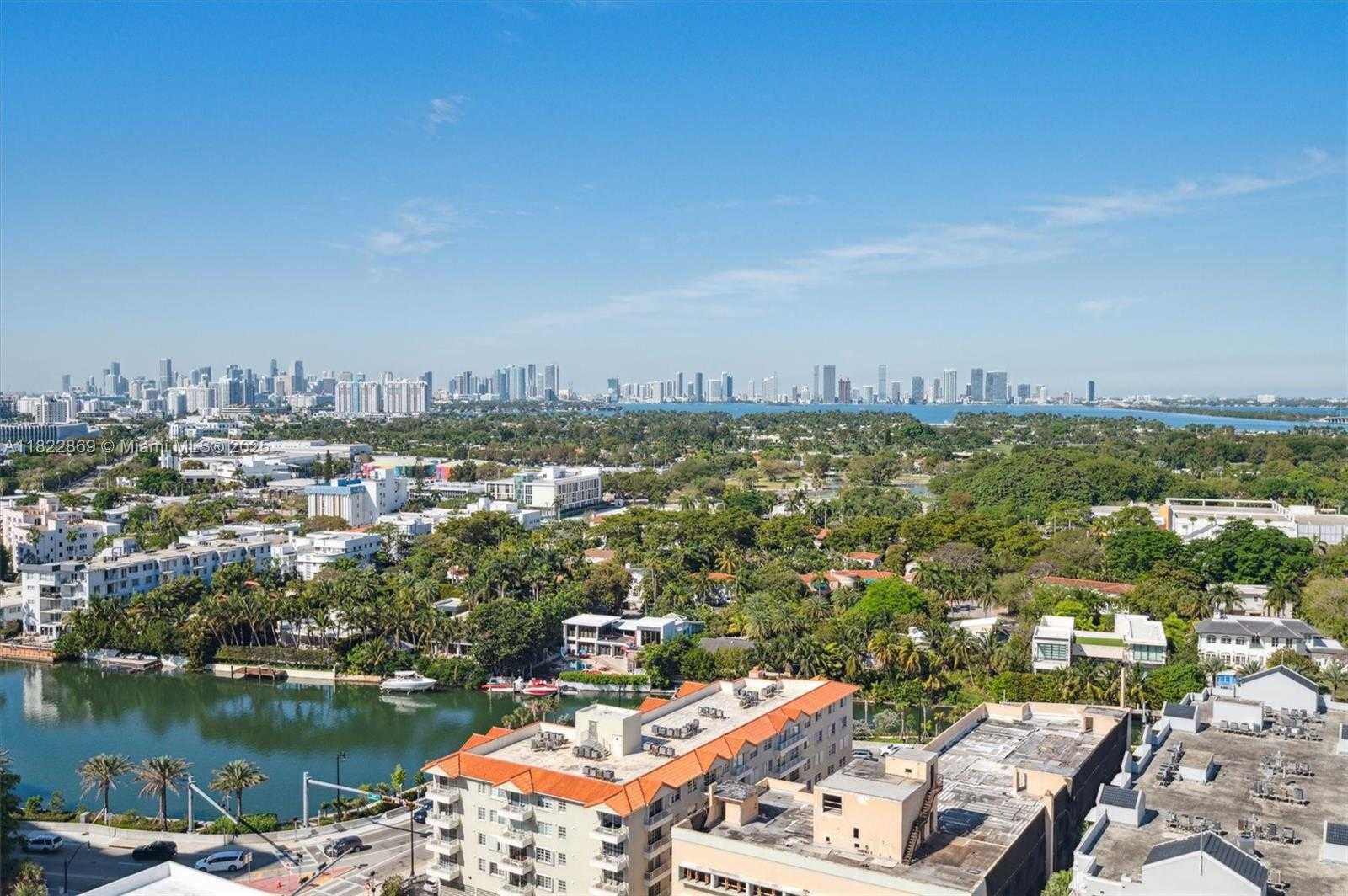 Small Image of 2655 COLLINS AVE #2210, Miami Beach Number 15