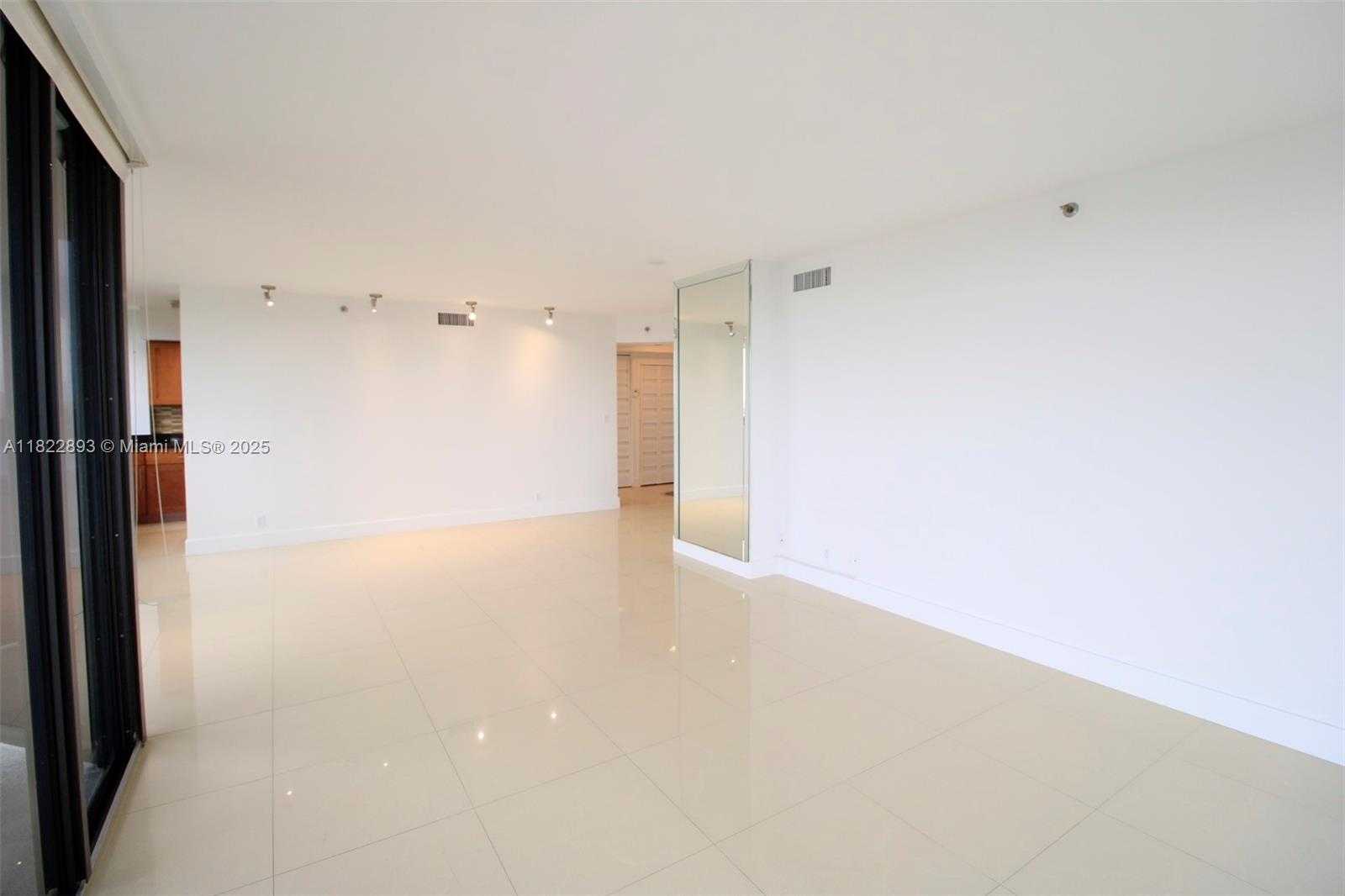 Small Image of 20185 EAST COUNTRY CLUB DR #1105, Aventura Number 13