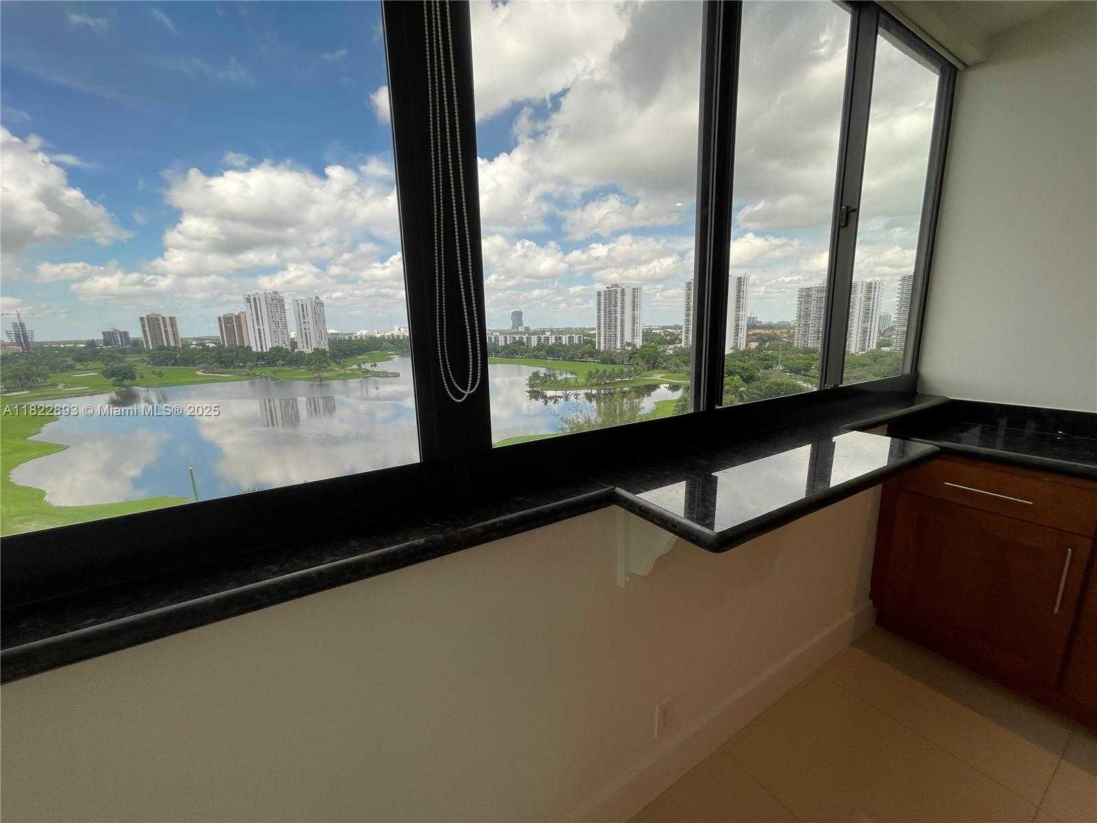 Small Image of 20185 EAST COUNTRY CLUB DR #1105, Aventura Number 15