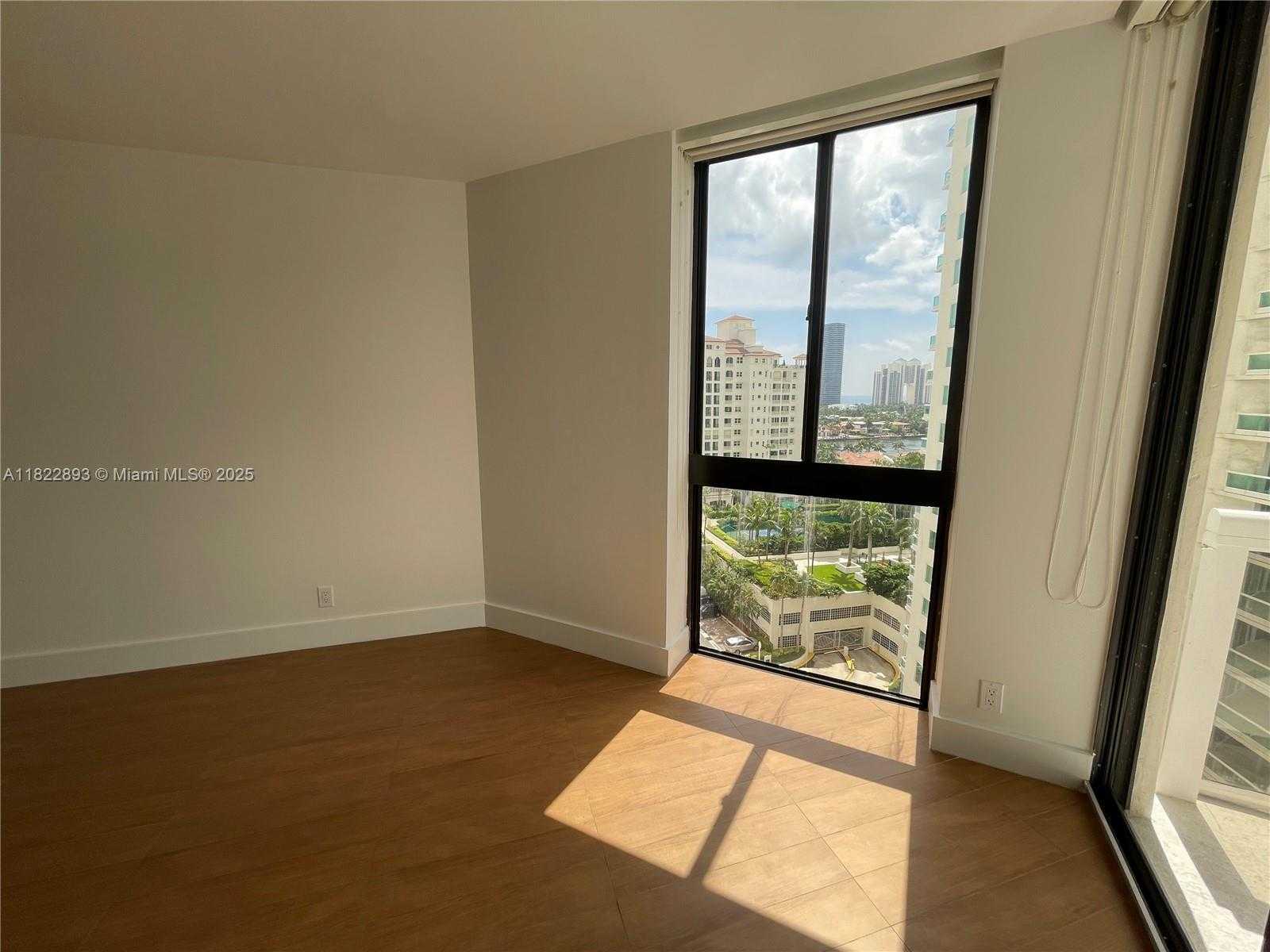 Small Image of 20185 EAST COUNTRY CLUB DR #1105, Aventura Number 21