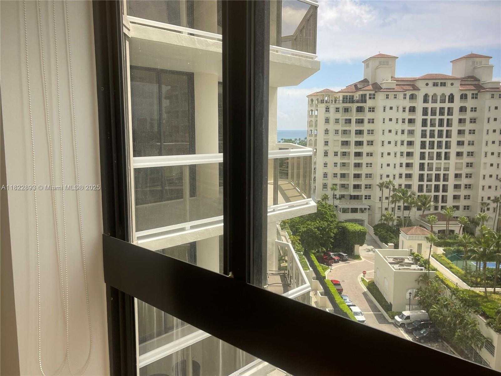 Small Image of 20185 EAST COUNTRY CLUB DR #1105, Aventura Number 26