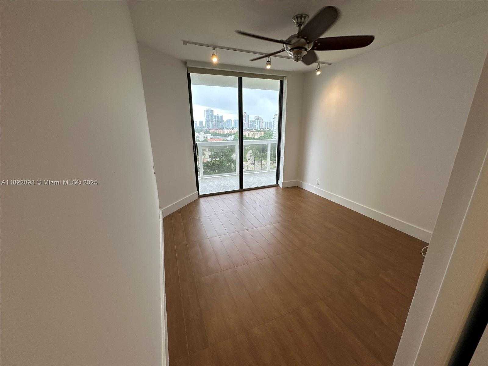 Small Image of 20185 EAST COUNTRY CLUB DR #1105, Aventura Number 33