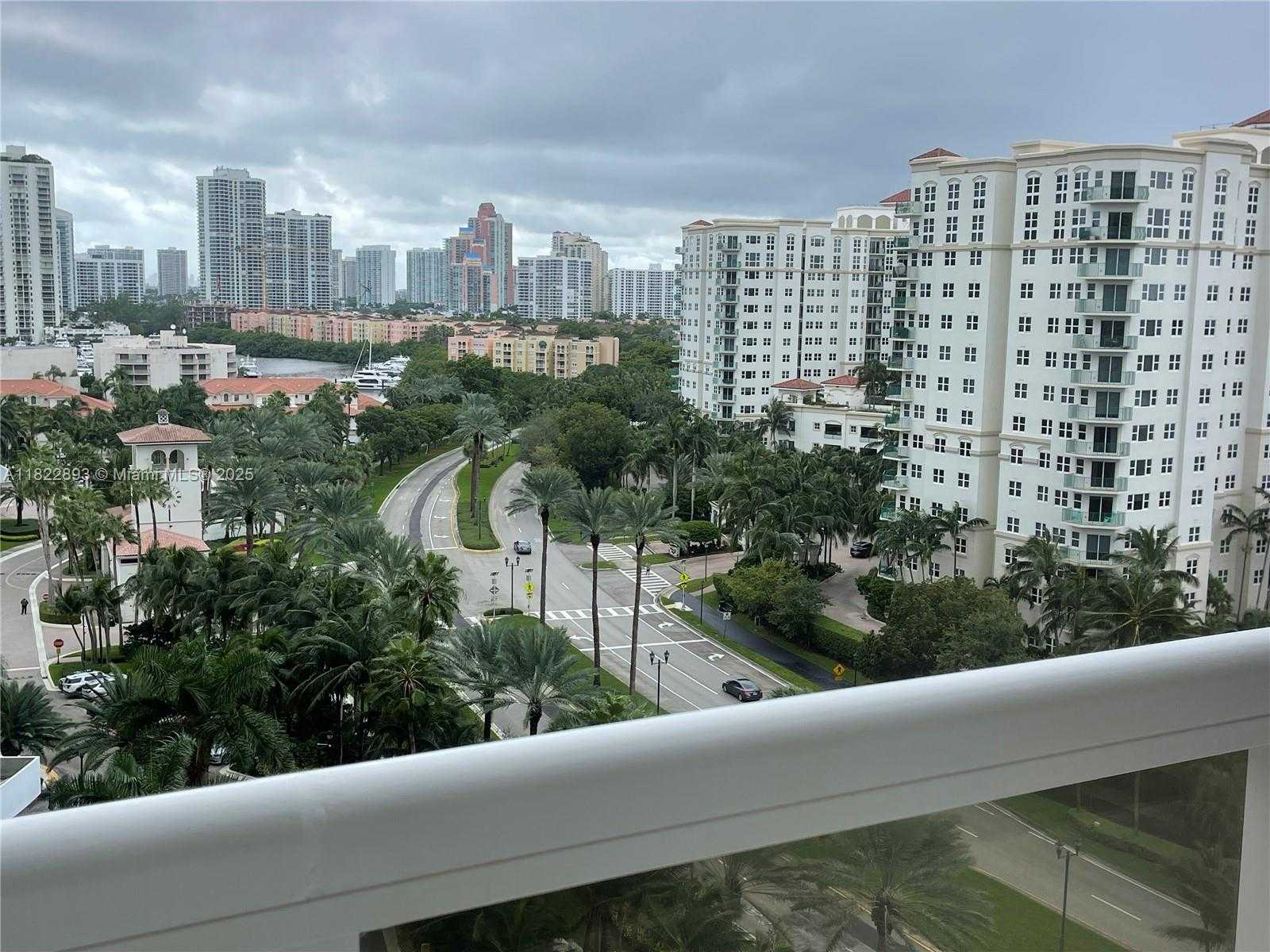 Small Image of 20185 EAST COUNTRY CLUB DR #1105, Aventura Number 57