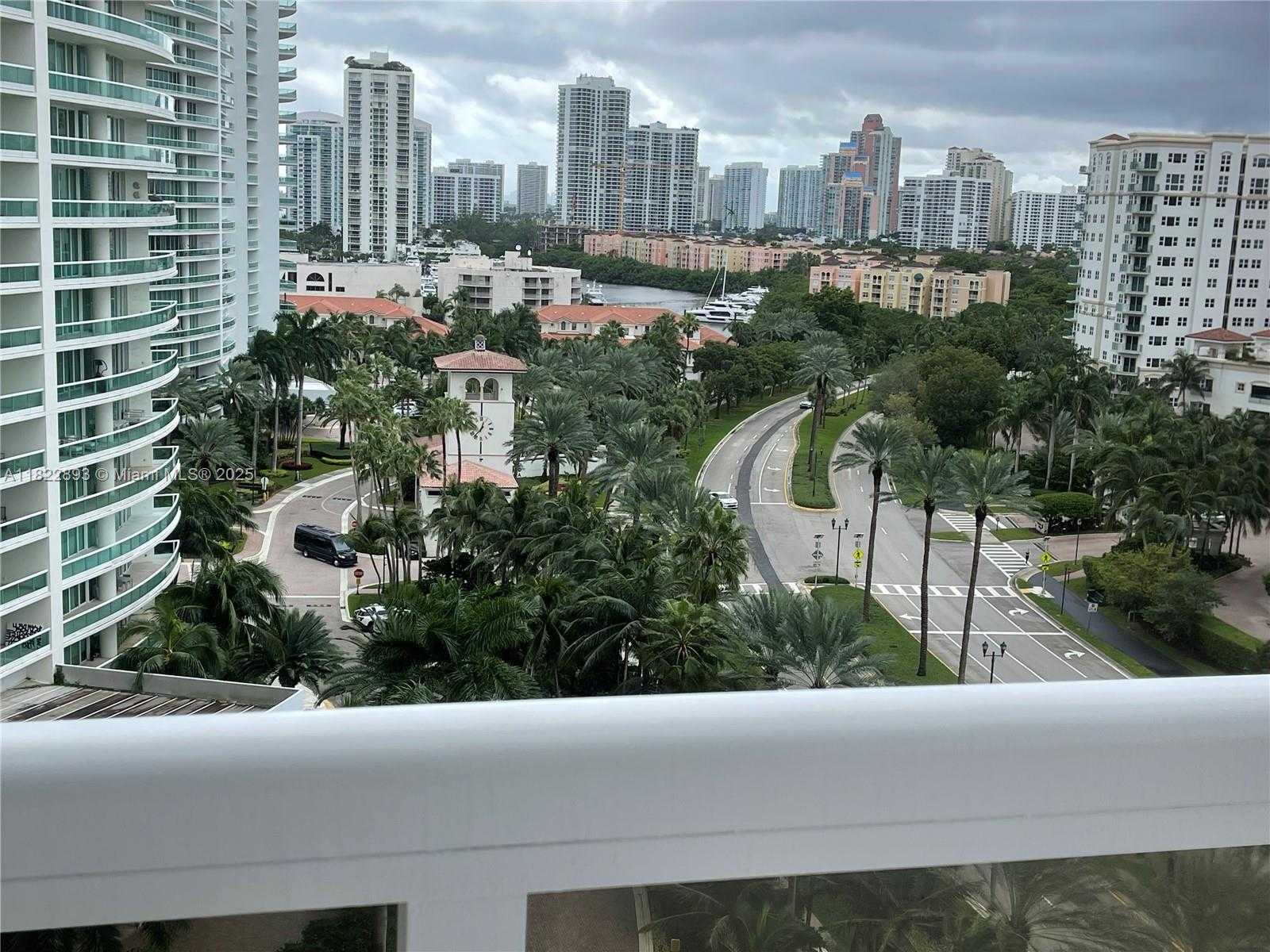Small Image of 20185 EAST COUNTRY CLUB DR #1105, Aventura Number 58