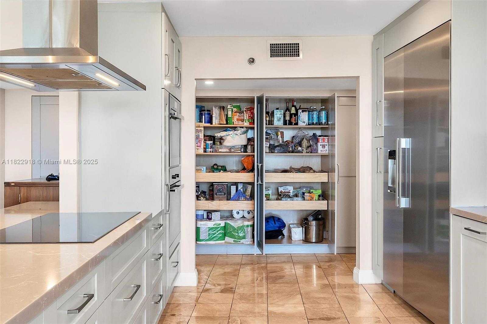 Small Image of 9 ISLAND AVE #1014, Miami Beach Number 13