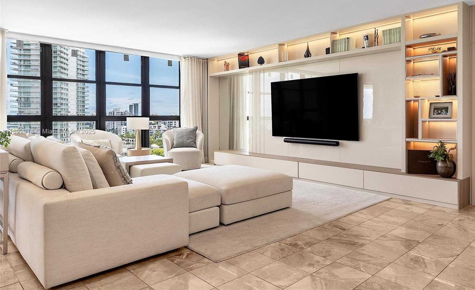 Small Image of 9 ISLAND AVE #1014, Miami Beach Number 3