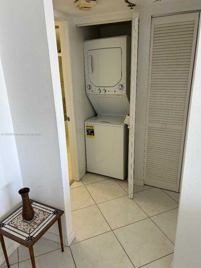Small Image of 210 174TH ST #2412, Sunny Isles Beach Number 12