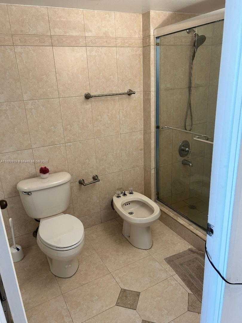 Small Image of 210 174TH ST #2412, Sunny Isles Beach Number 13