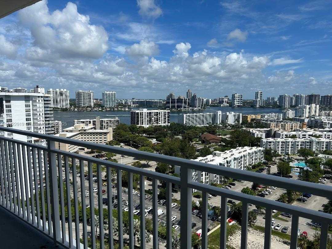 Small Image of 210 174TH ST #2412, Sunny Isles Beach Number 3