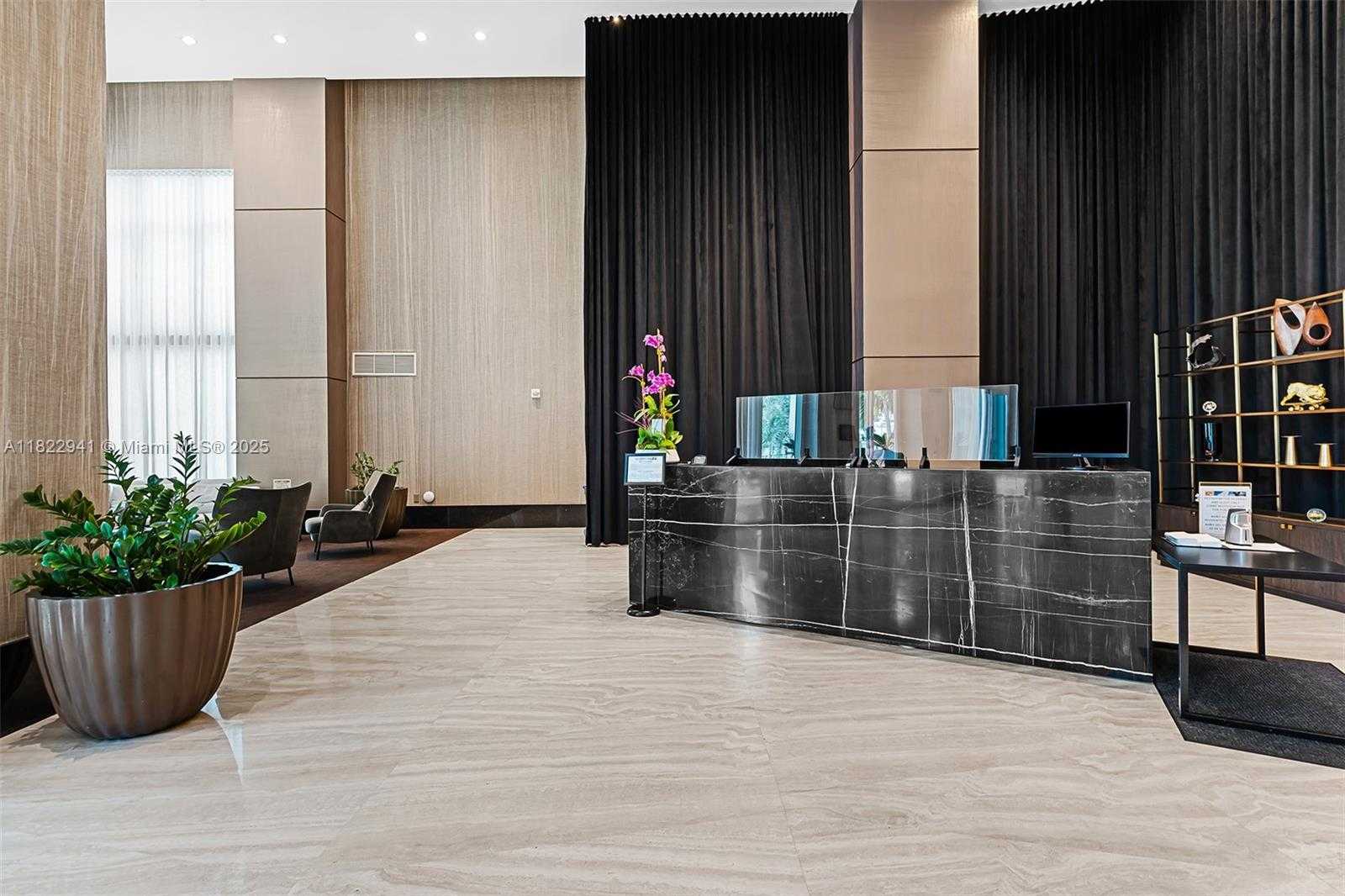 Small Image of 950 BRICKELL BAY DR #3703, Miami Number 51