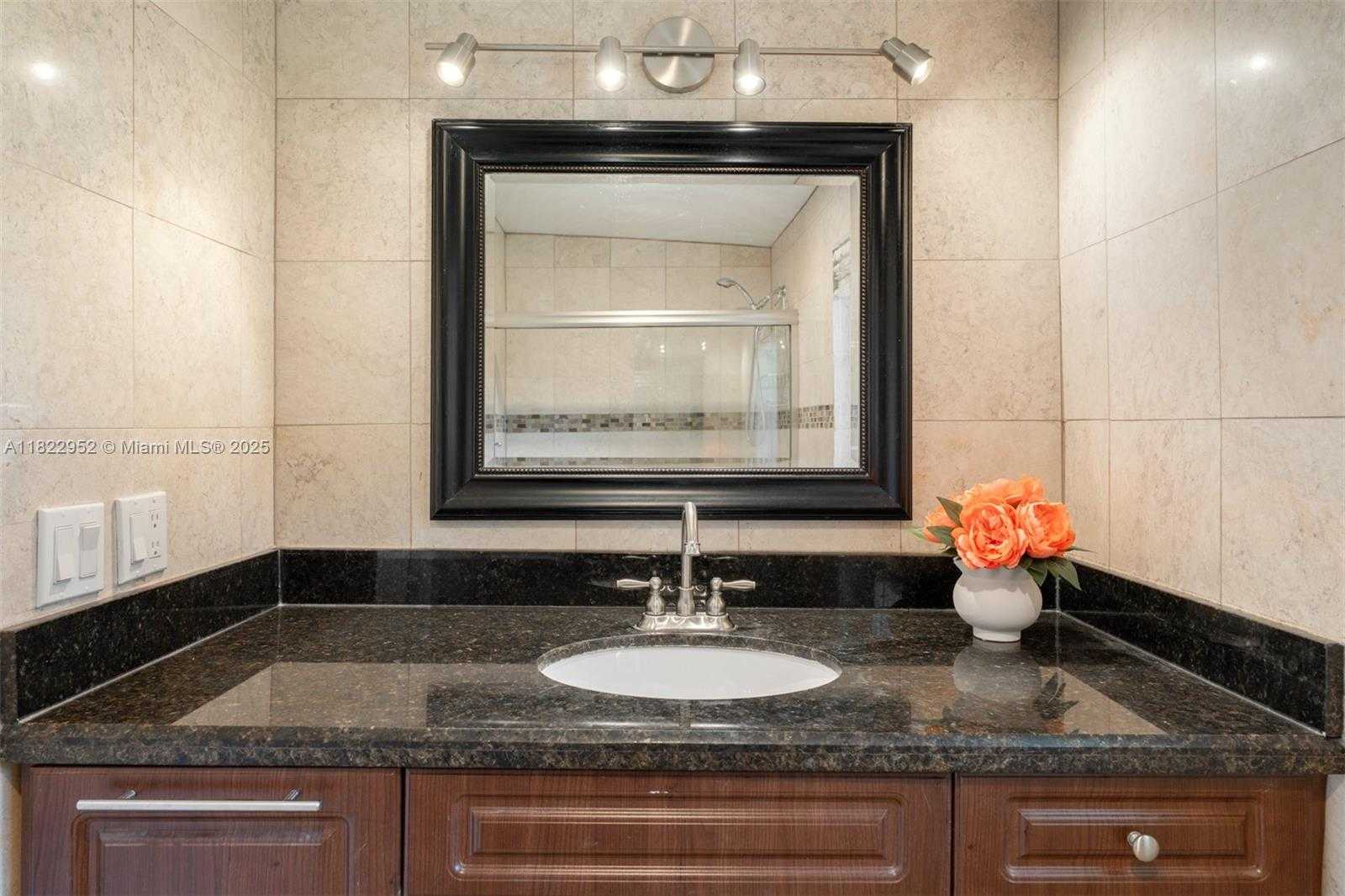 Small Image of 12525 SOUTH WEST 72ND AVE, Pinecrest Number 18