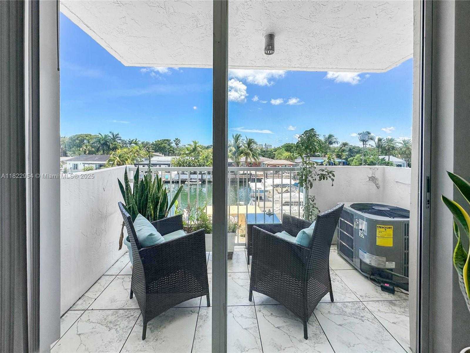Small Image of 2000 NORTH EAST 135TH ST #305, North Miami Number 12