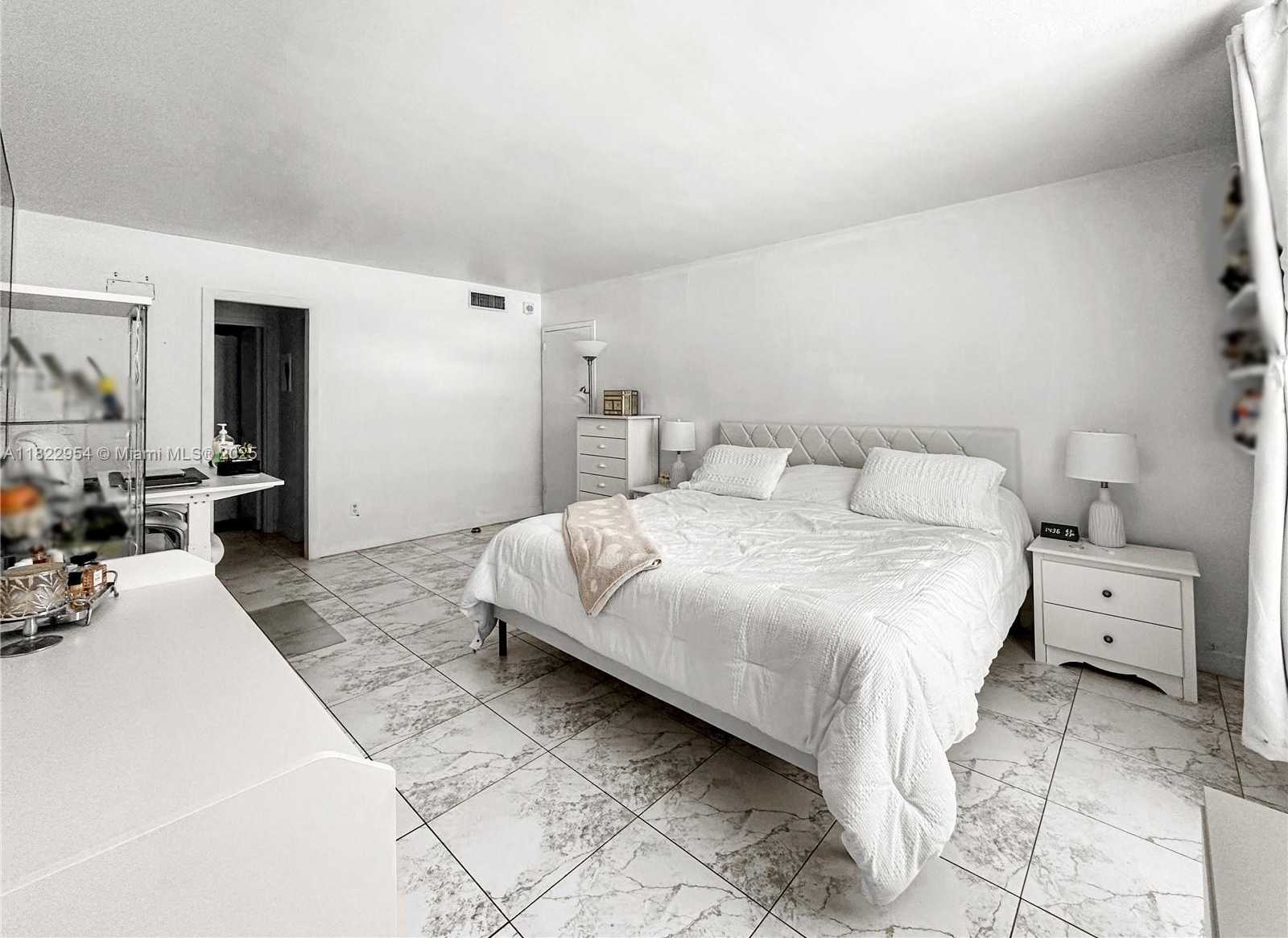 Small Image of 2000 NORTH EAST 135TH ST #305, North Miami Number 18